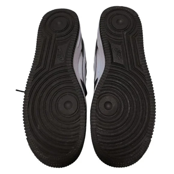 NIKE Air Force 1 Black & White Youth/Kids Size 5.5 - Picture 7 of 9